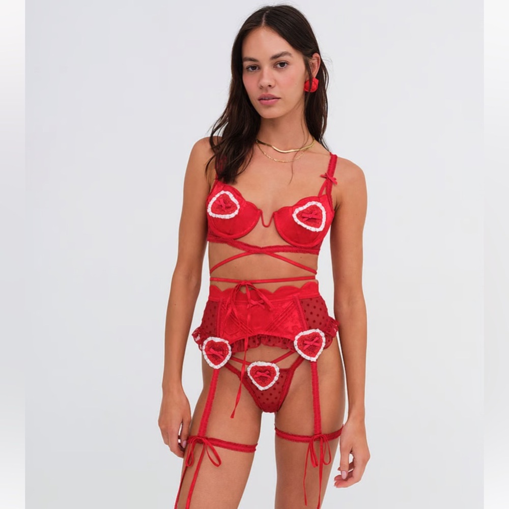 For Love and Lemons Velma Valentine’s Day set 34D/XS